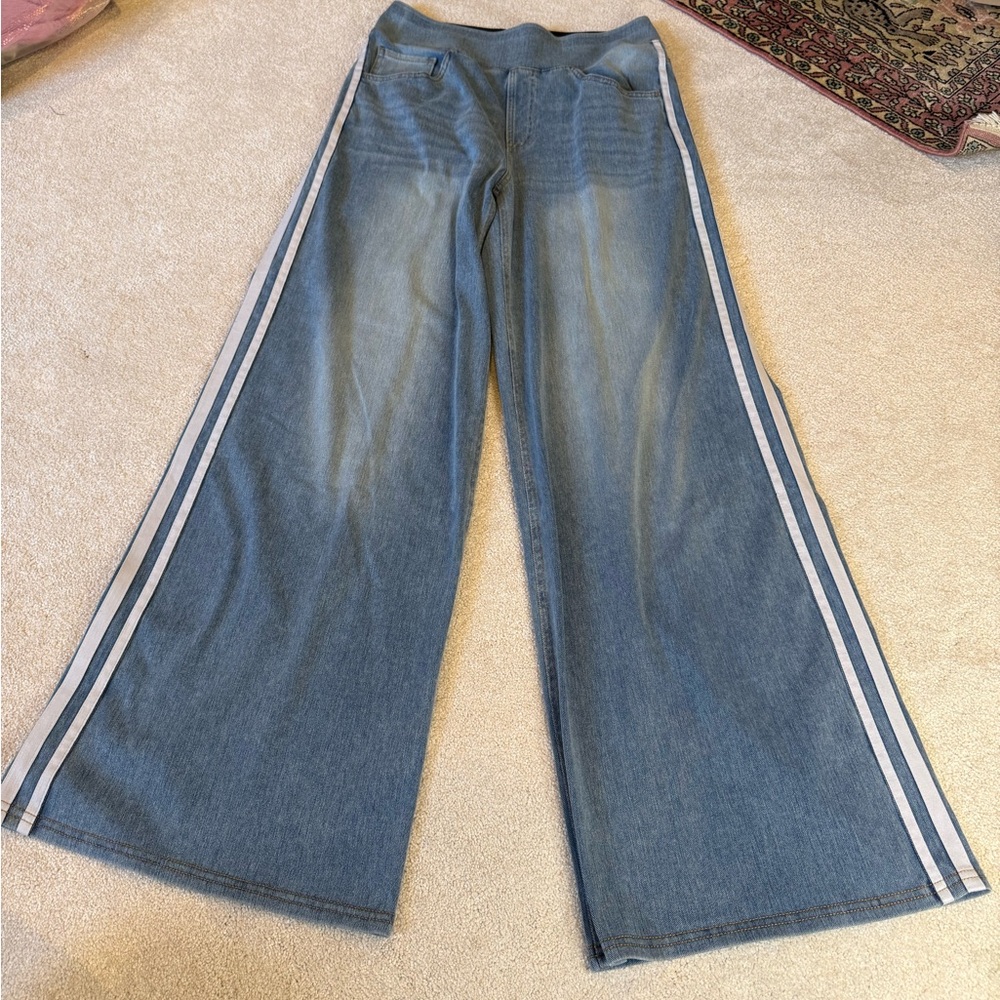 Halara Flex Light Blue Wide-leg Side Stripe Denim Jeans Size M - Picture 2 of 8
